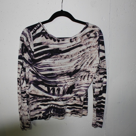 Vera Wang long sleeve top - Picture 2 of 3